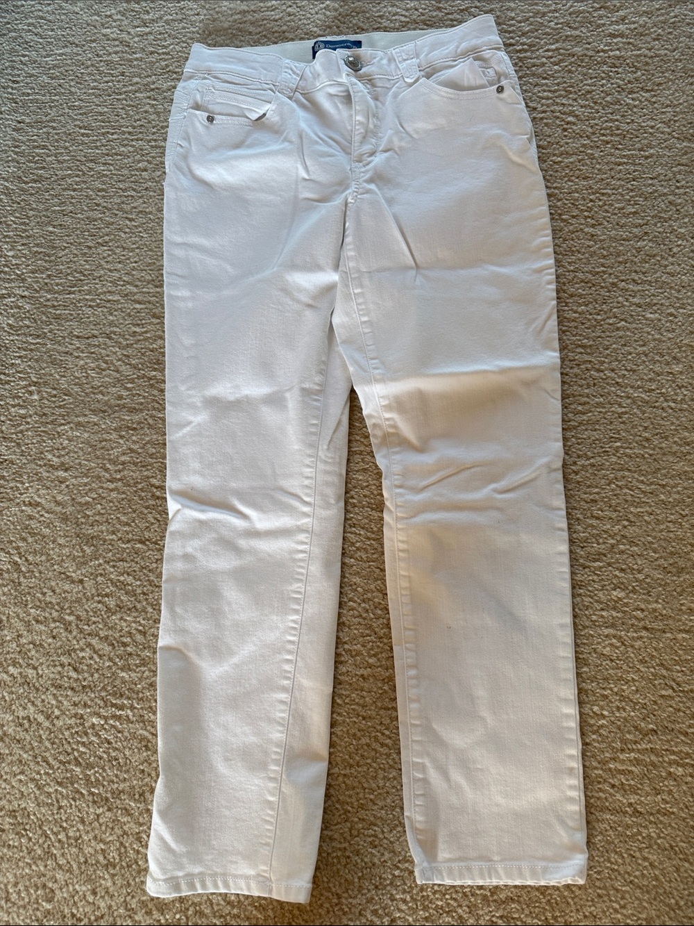 Democracy Women's White Straight-Leg Jeans